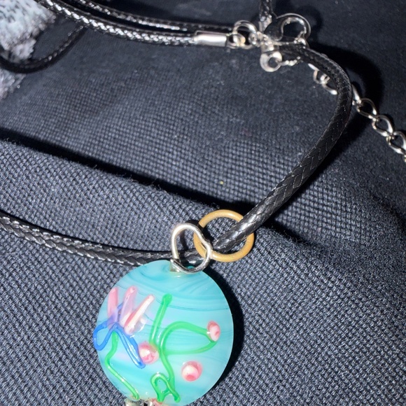 Necklace - Picture 4 of 4